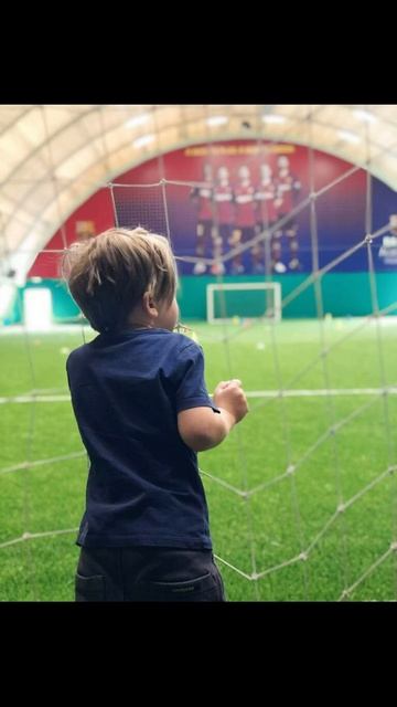 КОПИЯ МАМЫ! Дмитрий Шепелев показал сына Платона от Жанны Фриске! #Shorts