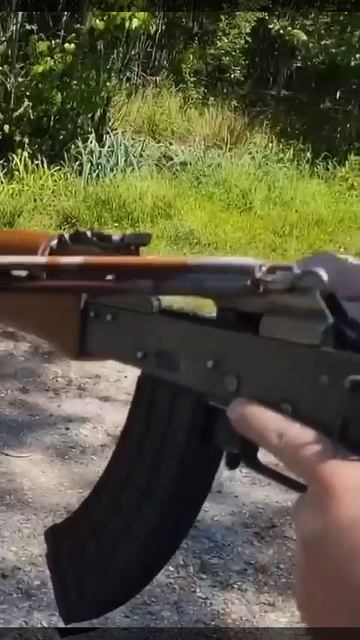 А ваша AR-15 так может? смотреть онлайн