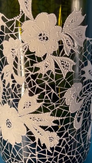 Бутылка и немного краски