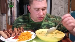 мукбанг/обжор/гороховый суп,запечённые сосиски на мангале,морковь корейская/