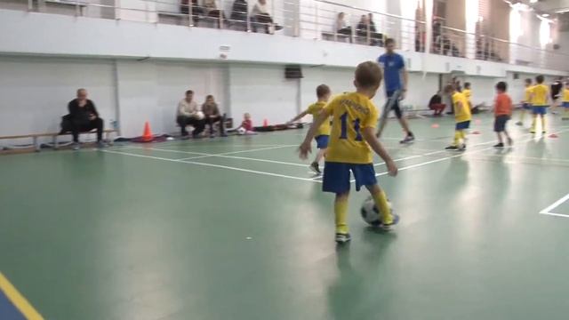 16.01.19 Фрагменты тренировки - 2013-15 г.р смотреть онлайн