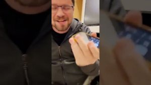 Гарик (бульдог) Харламов троллит телефонных мошенников