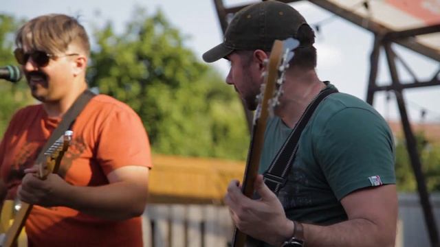 Трехтонник - Hard & Young (LIVE VIDEO)