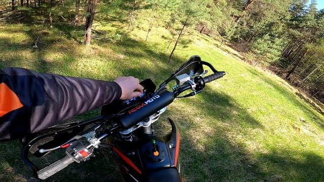 Обзор мотоцикла Regulmoto sport-003 pr 300