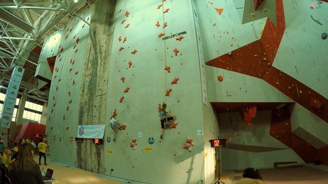 Финал за третье место, скорость, скалолазание. Ленартович - Сюткина