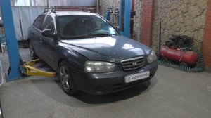 Загнуло клапана снятие установка ГБЦ на Hyundai Elantra 2,0 Хендай Элантра 2002 года 1часть