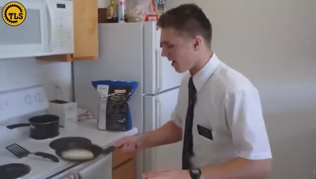 ПОЛНЫЕ ИДИОТЫ НА РАБОТЕ Подборка мгновенных неудач, вызывающих сожаление 2025 смотреть онлайн