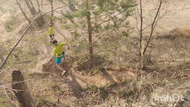 19.04.2025 Велопрогулка всей семьёй до парка 40 лет ВЛКСМ на верхнюю террасу смотреть онлайн