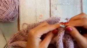 V- образная горловина, прибавки в линиях реглана Джемпер (пуловер) спицами