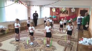 Танец "Мир, который нужен мне" – выступление на празднике 9 Мая в детском саду.