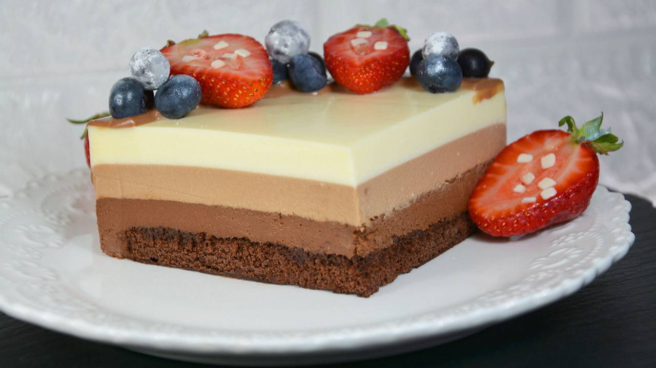 🍫 Торт ТРИ ШОКОЛАДА 🎂 Легендарный муссовый торт, от которого невозможно оторваться! 💫 смотреть онлайн