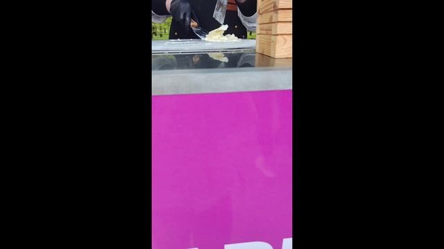 продолжение! поела впервые жареное мороженое. 2 часть влога