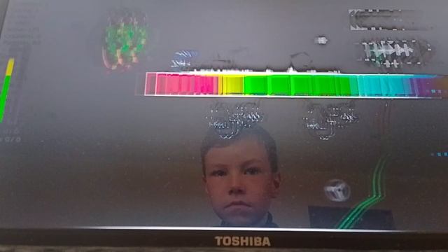 играю в GEOMETRY DASH