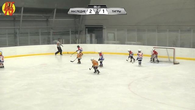ХК "Наследие" Ессен - ХК "Тигры" Турнир по хоккею «Наследие» среди хоккейных команд 2015 - 2016 г.р смотреть онлайн