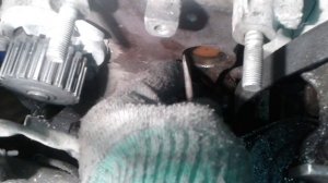 меняю заглушку блока на ваз 2112