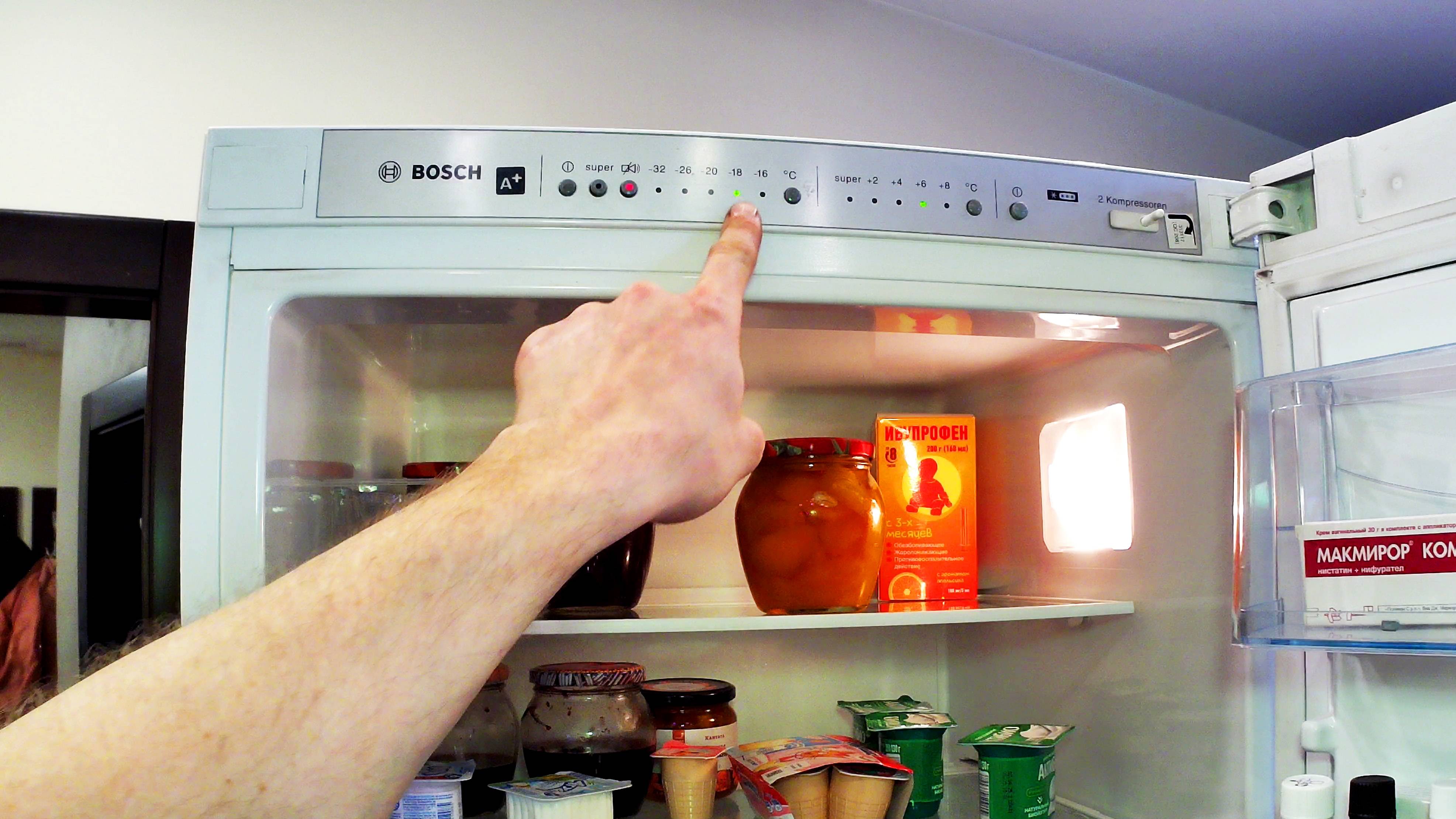 Ремонт электронного модуля холодильника Bosch смотреть онлайн