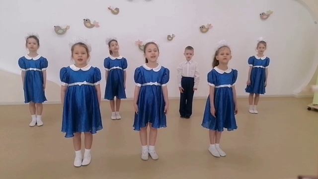 Песня Над Россией нынче солнышко.mp4 смотреть онлайн