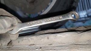 замена втулок переднего стабилизатора камри 50/55 без опускания подрамника