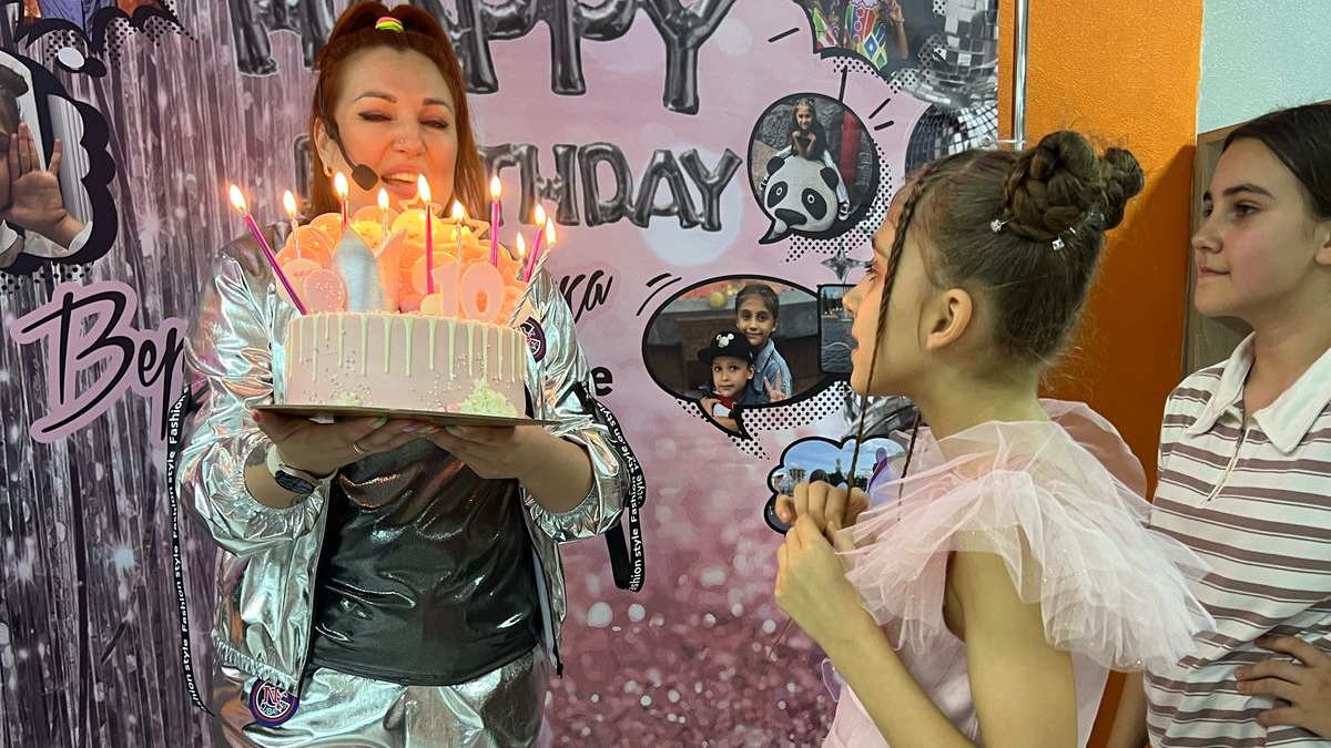 день рождения Вероники Подписки