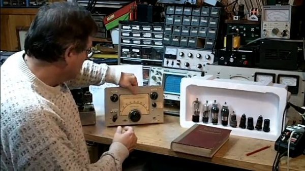 Regenerative Two-Tube 40 Meter Receiver： Part 1 - Background [rAUQVO5kiGw]