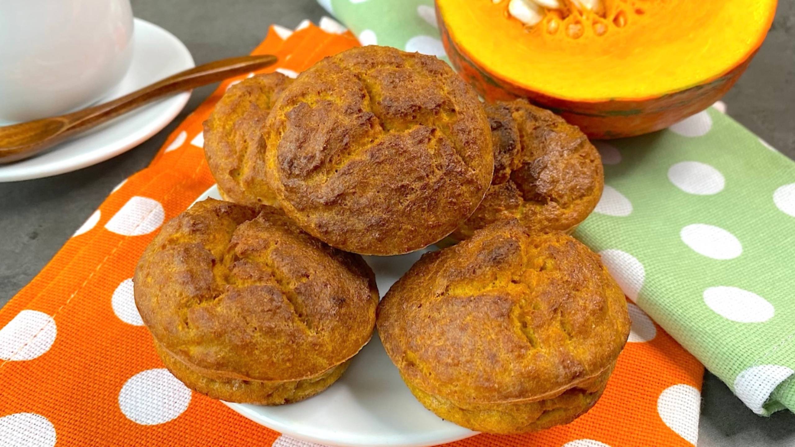 🥮 Полезные тыквенные кексики из цельнозерновой муки смотреть онлайн