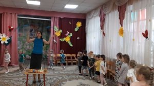 Музыкальная - игра «Ручеек». Автор А. Галлямова