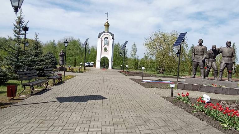 Жизнь в деревне. Выпуск 04-05-2025. О поездке на Родину, проведали родных и близких смотреть онлайн