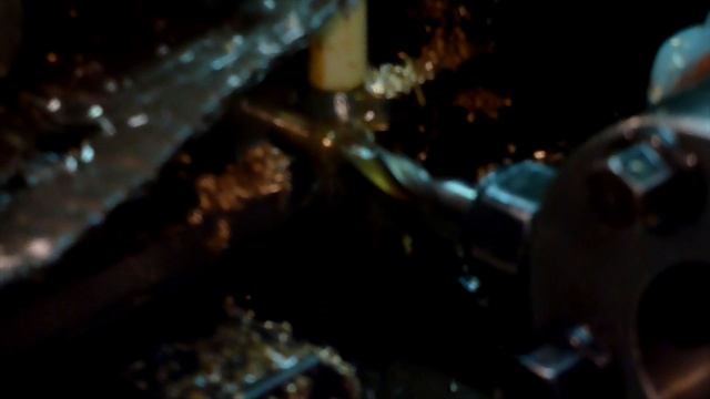 Круглая гайка на кулачковом токарном автомате PMT A25 (Traub A25)