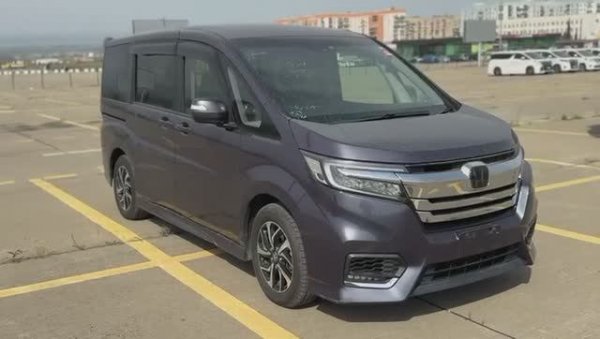 Минивэн HONDA STEPWGN SPADA