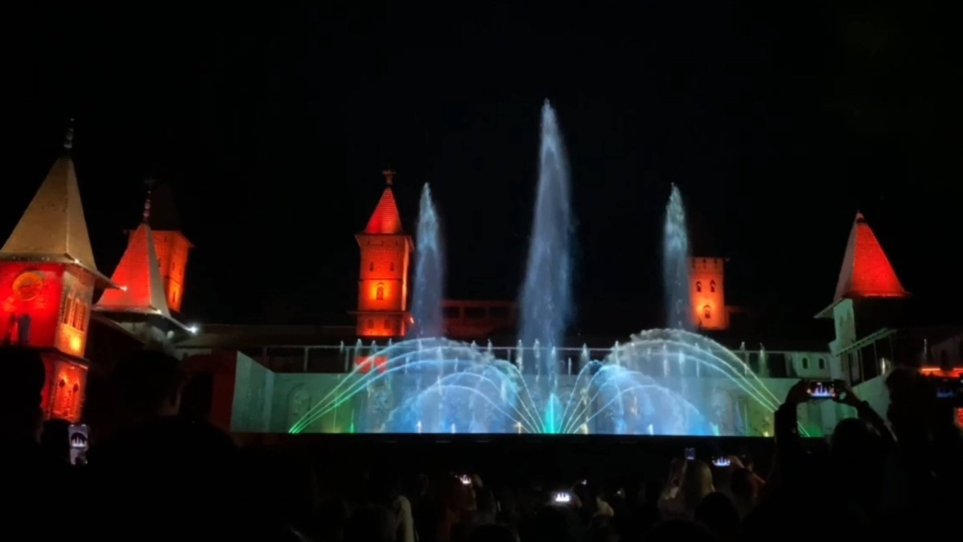 Музыкальный фонтан в парке Лога Ростовской области 🔥 смотреть онлайн