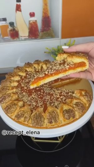ОЧЕНЬ ВКУСНЫЙ ПИРОГ С КУРАГОЙ И ОРЕШКАМИ