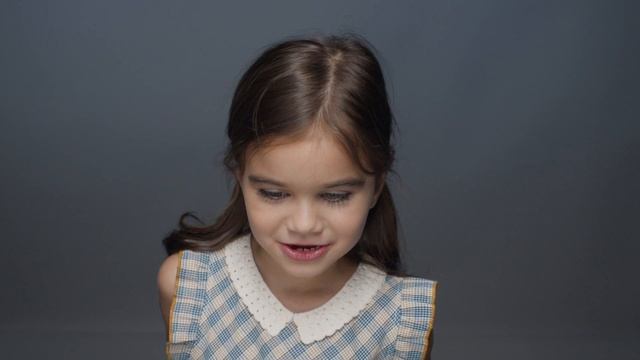 Вика Фролова - Видео-визитка на русском