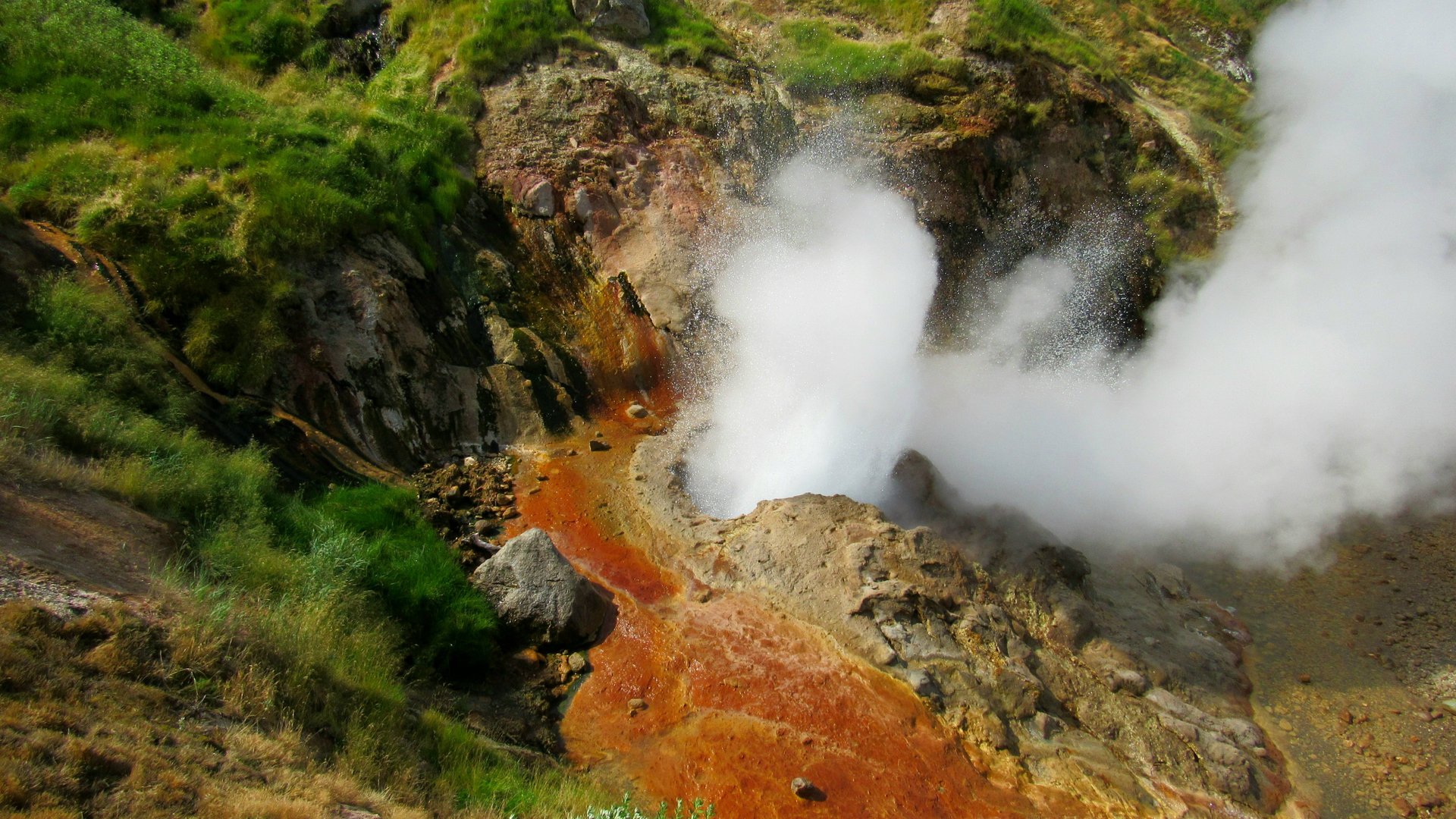 Дикая Россия, Камчатка. Извержение гейзера Большого смотреть онлайн