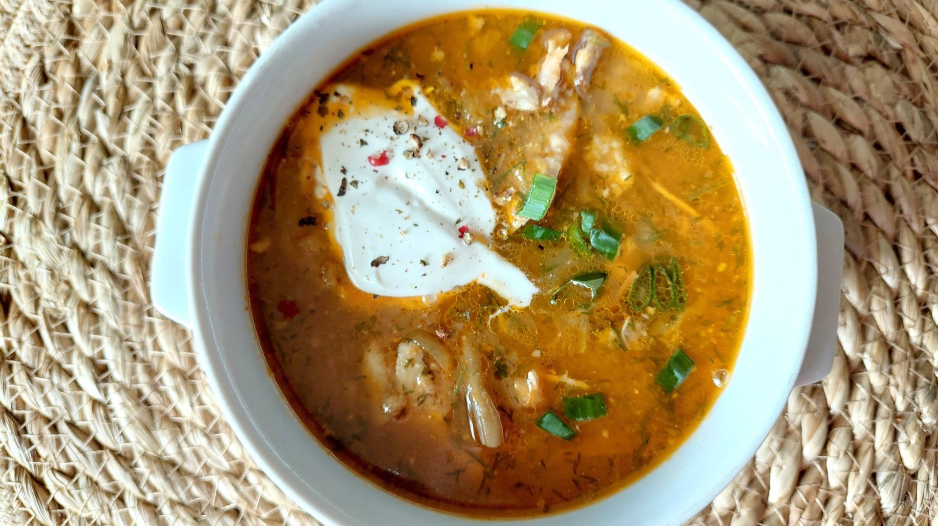 Овощной суп на мясном бульоне. Наваристое первое блюдо с обилием овощей и бобовых. смотреть онлайн