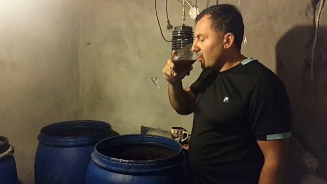 ПРИГОТОВЛЕНИЕ ДОМАШНЕГО ВИНОГРАДНОГО ВИНА. ПРОДОЛЖЕНИЕ смотреть онлайн