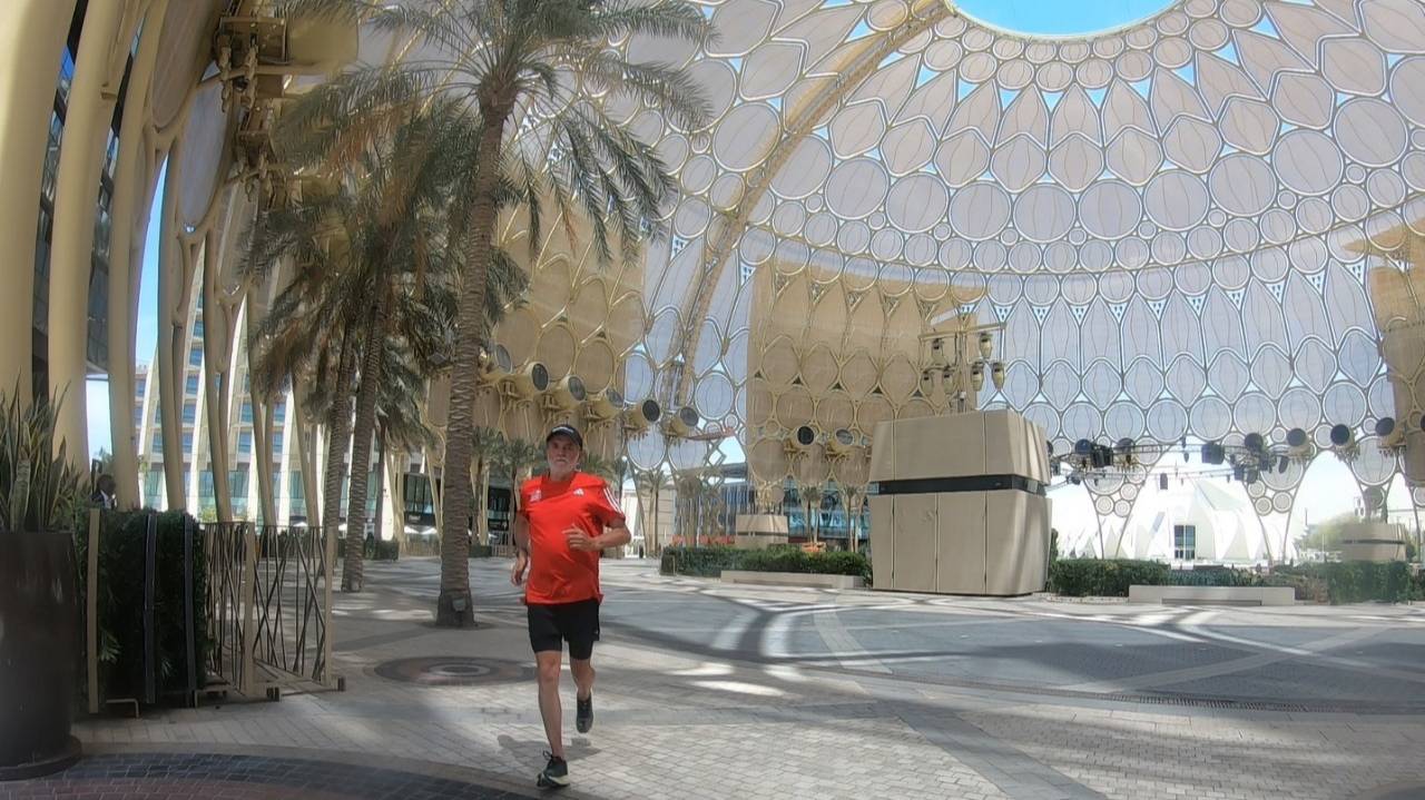 БЕГ ЗА ВПЕЧАТЛЕНИЯМИ ДУБАЙ ЭКСПО СИТИ ОБЪЕДИНЕННЫЕ АРАБСКИЕ ЭМИРАТЫ