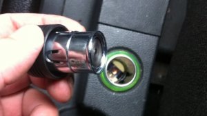 Не работает прикуриватель?Одна из причин!