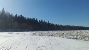 аэролодка хариус против ледохода