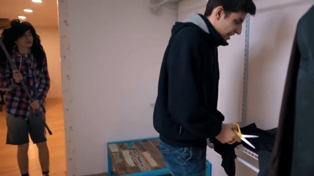БРАЙАН МАПС - МОЙ СУМАСШЕДШИЙ ДРУГ 2 смотреть онлайн