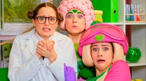 Очень ГОЛОДНЫЙ цветок охотится за Фортуной — Песенки Фортуны — Приключения Команды Флоры