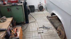 ГАЗ 31029 установка двигателя крайслер, кондиционера и салона от Волги 31105 (3 серия)