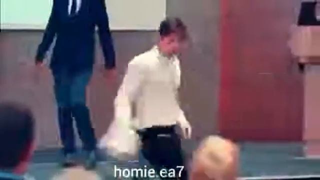 Между нами тает лед😁 смотреть онлайн