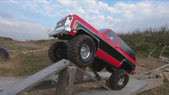 Traxxas Blazer K5. Идеальный внедорожник?