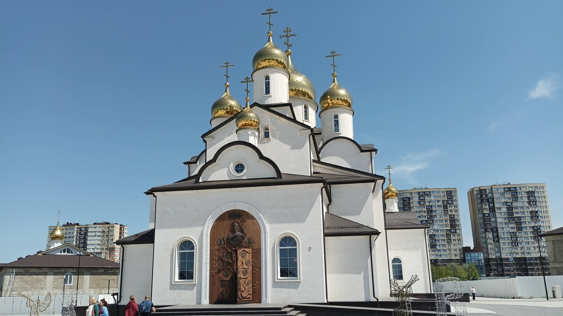 Анапа, май. Экскурсия по парку крещения Руси. смотреть онлайн