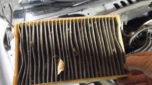 Замена фильтра салона Лада Гранта 16 клапанная с кондиционером.