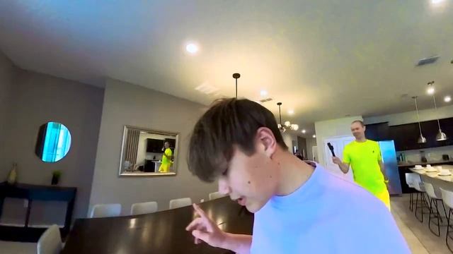 Прятки в американском доме