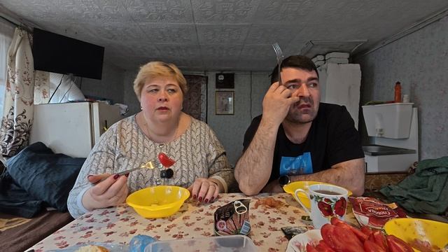 Мукбанг Дачный вкусный обед. смотреть онлайн