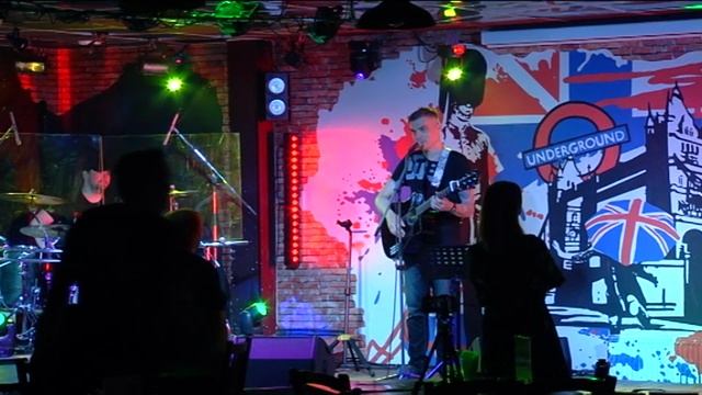 2023-05-01 - Владислав Виноградов - Первомайская Акустика в клубе «Big Ben»