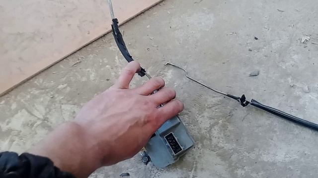 как снять замок водительской двери lada kalina 1 смотреть онлайн