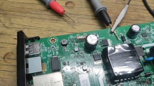 Ремонт TCL 32s5400af. Не включается, не горит индикатор, нет признаков жизни.